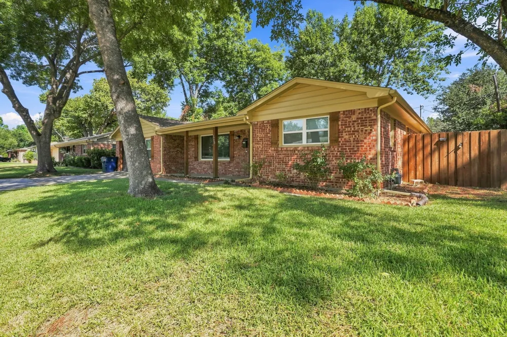 5708 Sunset Road Westworth Village, TX 76114