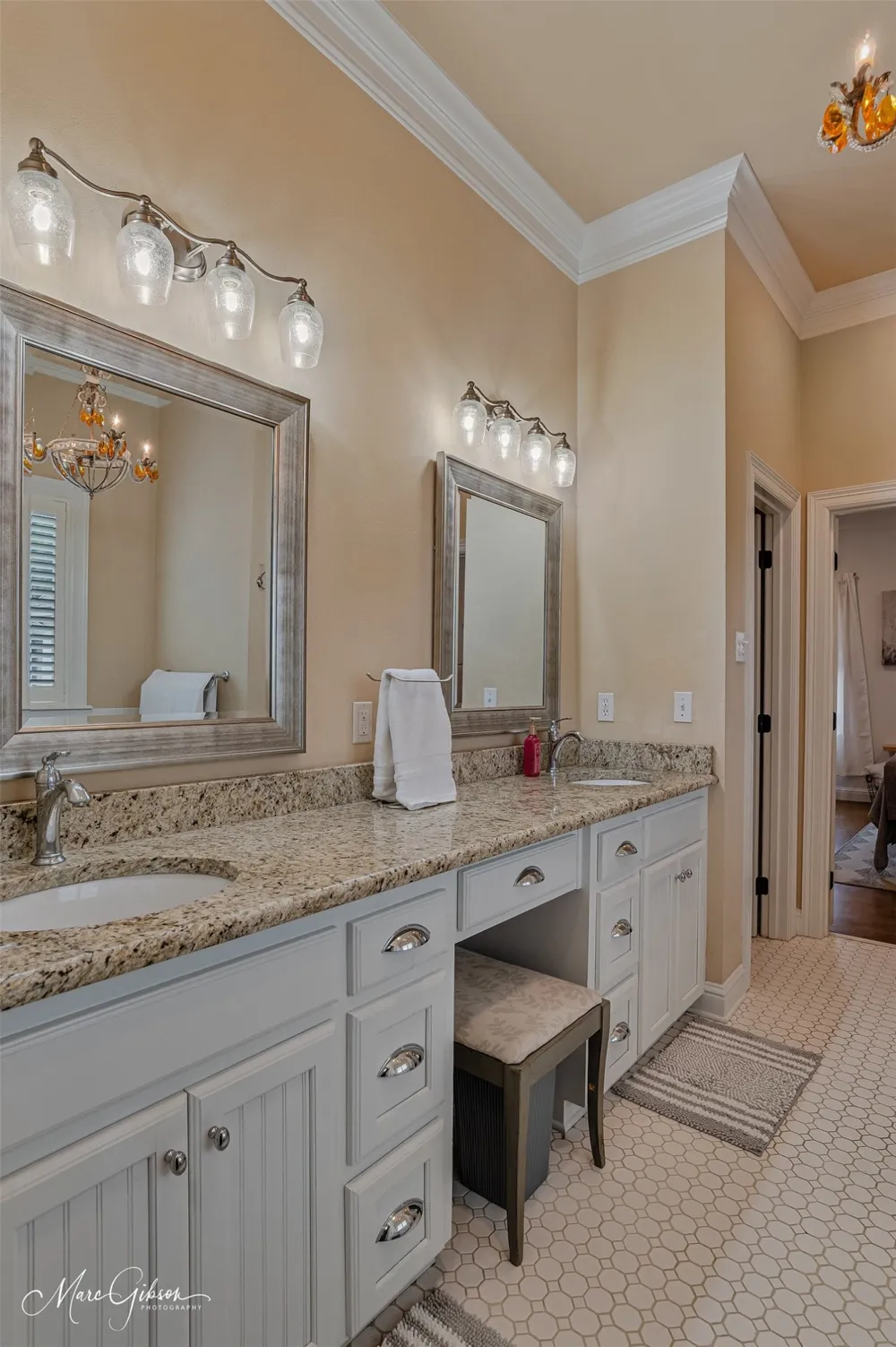 111 Piccadilly Circle Bossier City, LA 71111