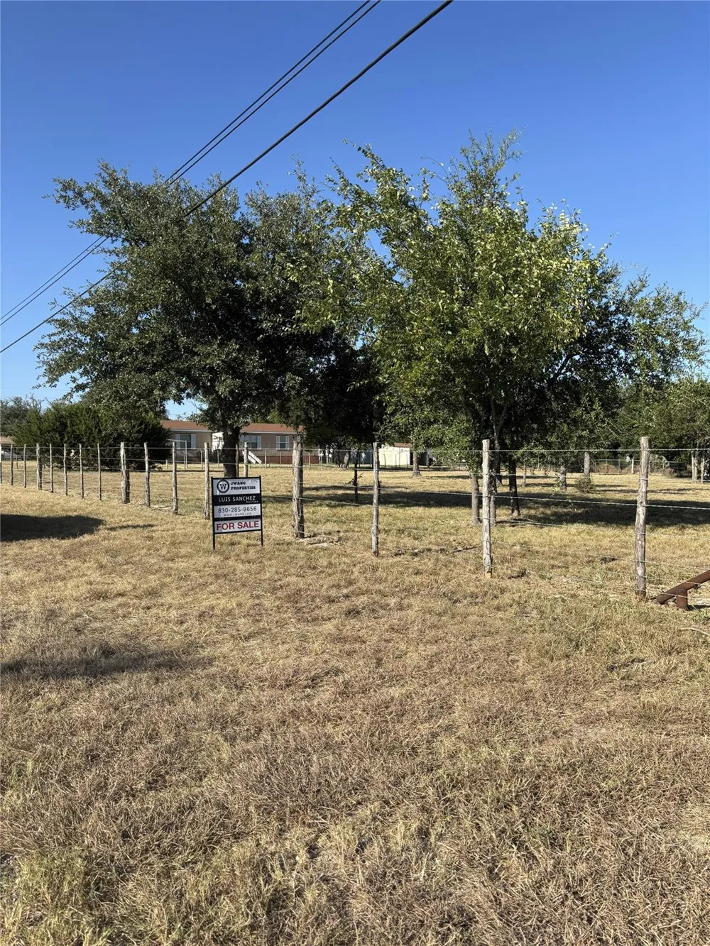 1 Deloris Drive Harper, TX 78631