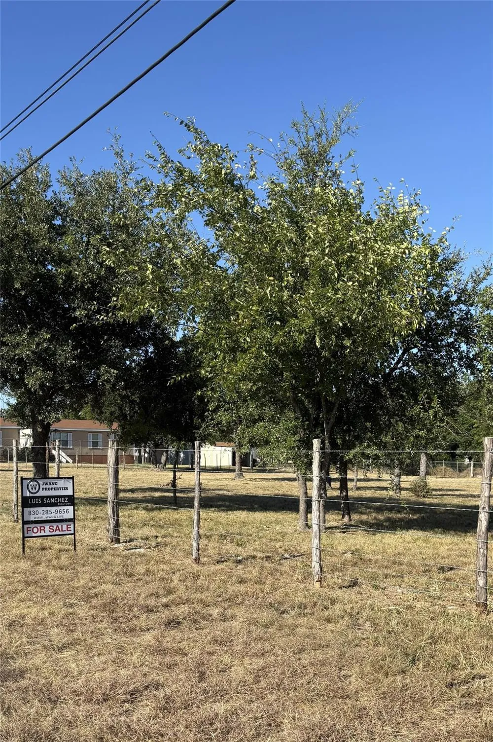 1 Deloris Drive Harper, TX 78631