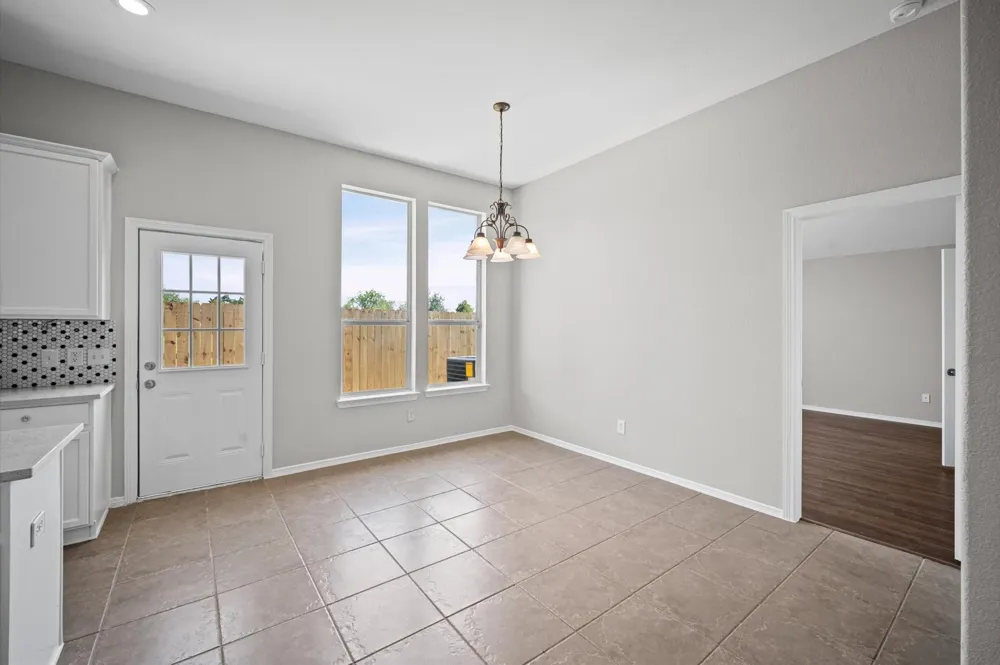 444 De Coster Boulevard Alvin, TX 77511