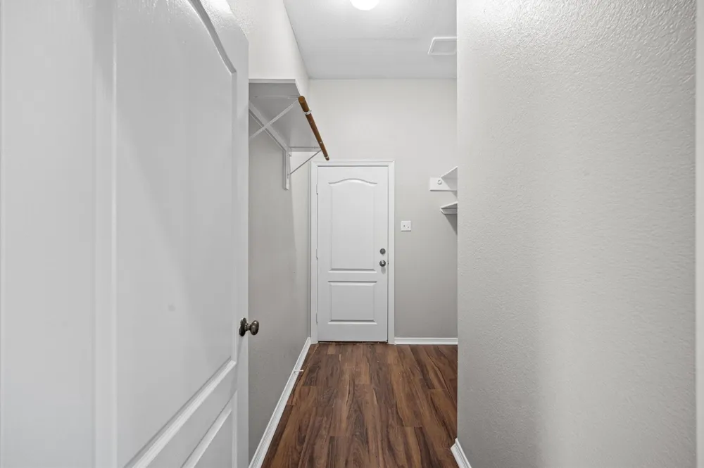 444 De Coster Boulevard Alvin, TX 77511