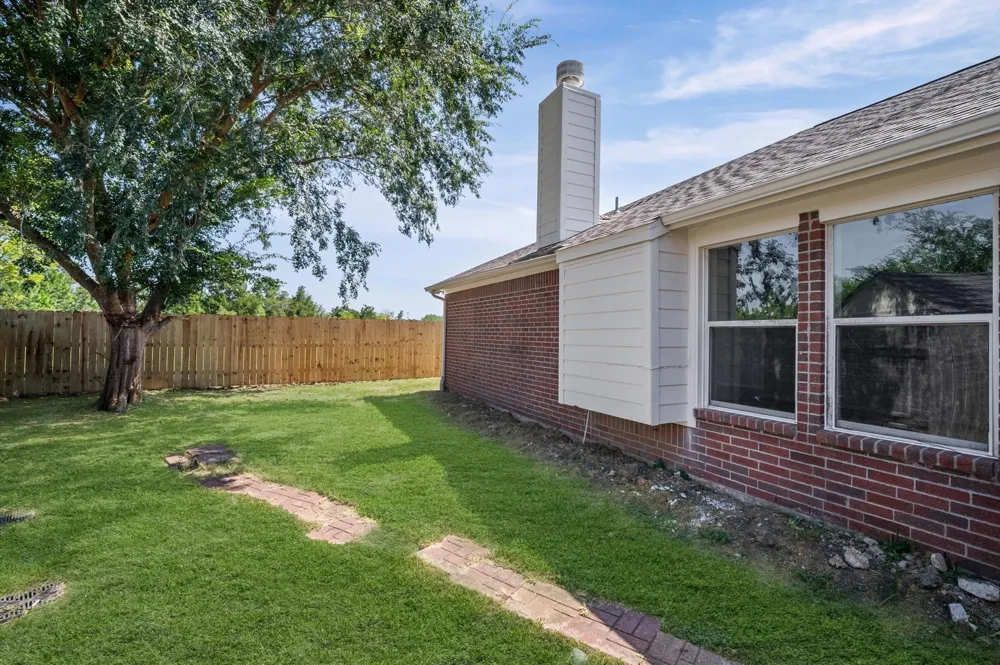 444 De Coster Boulevard Alvin, TX 77511