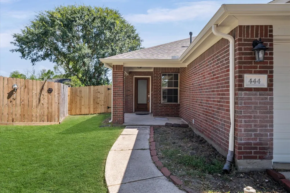 444 De Coster Boulevard Alvin, TX 77511