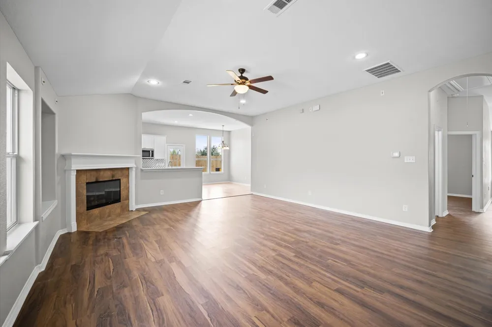 444 De Coster Boulevard Alvin, TX 77511