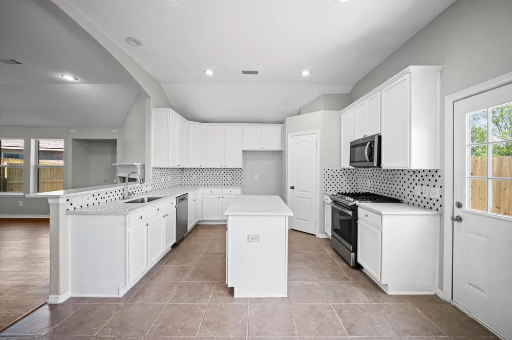 444 De Coster Boulevard Alvin, TX 77511