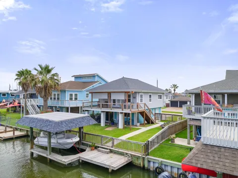 66 Tarpon Street