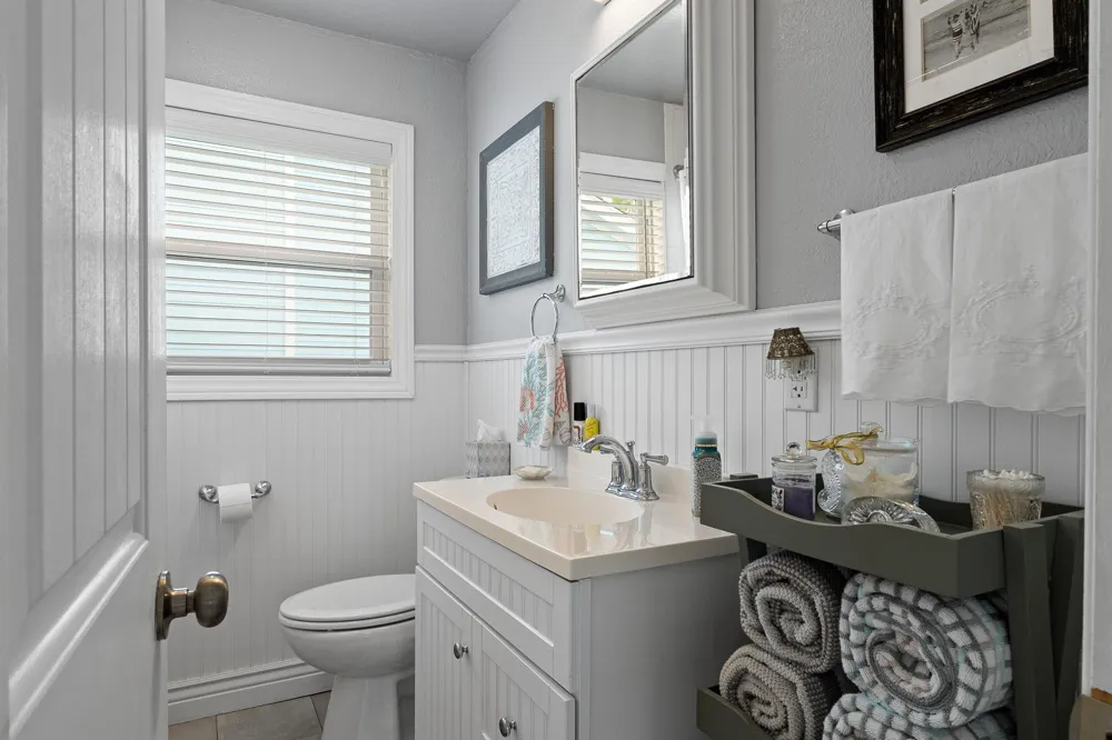 66 Tarpon Street Bayou Vista, TX 77563