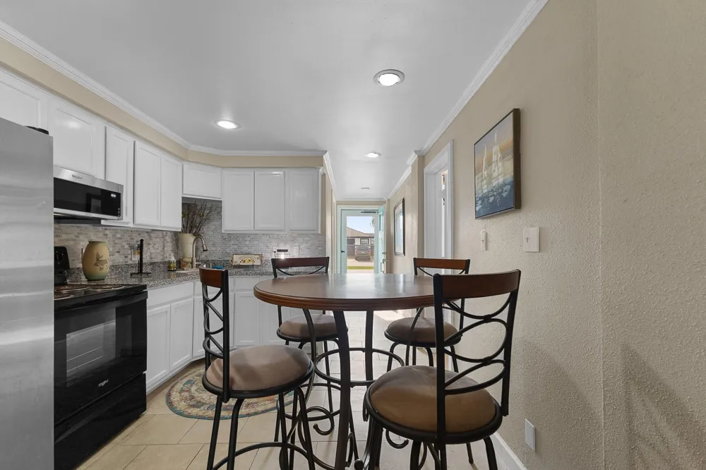 66 Tarpon Street Bayou Vista, TX 77563