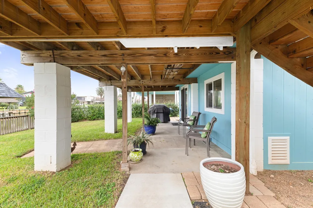 66 Tarpon Street Bayou Vista, TX 77563