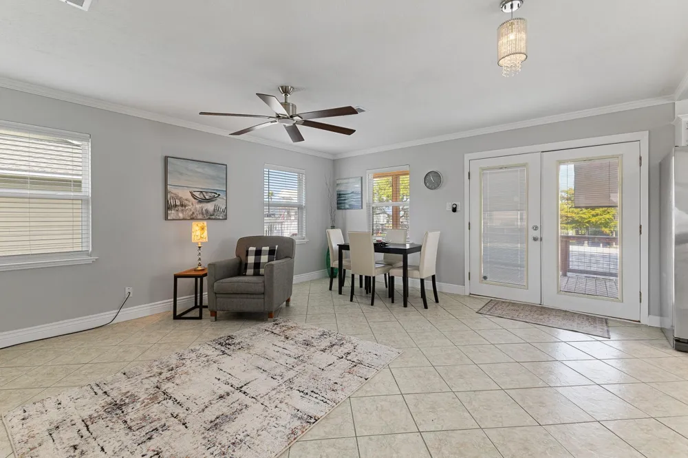 66 Tarpon Street Bayou Vista, TX 77563