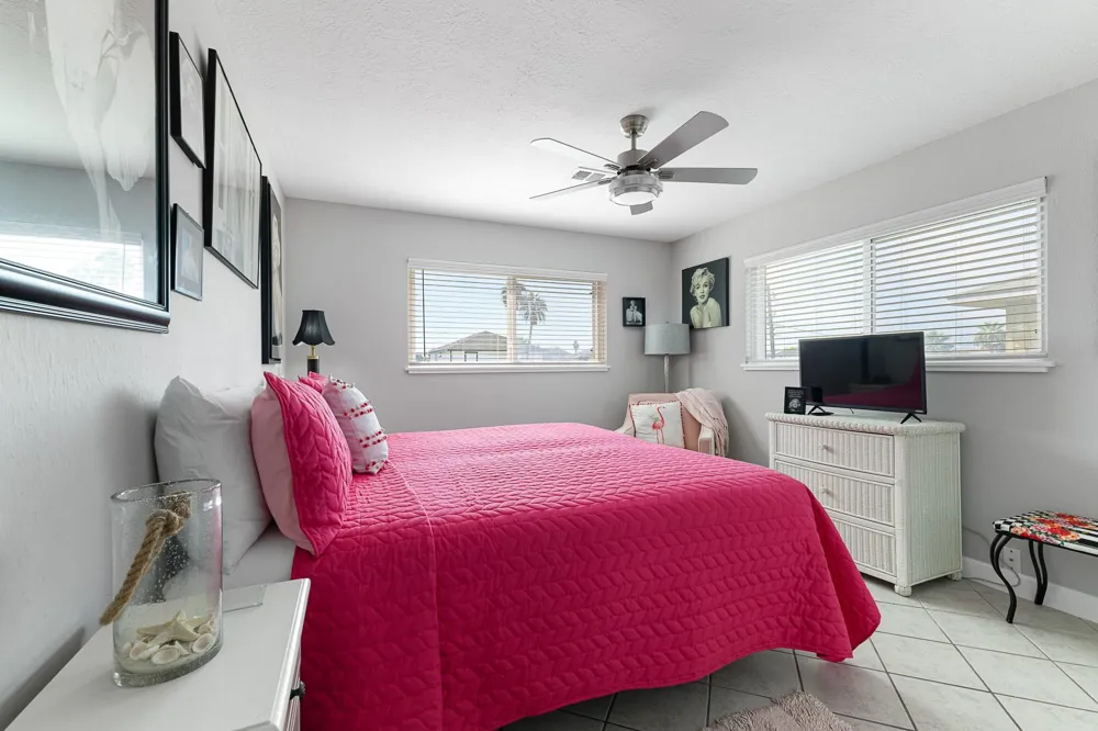 66 Tarpon Street Bayou Vista, TX 77563