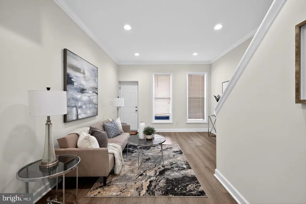 2737 RIGGS AVENUE Baltimore, MD 21216