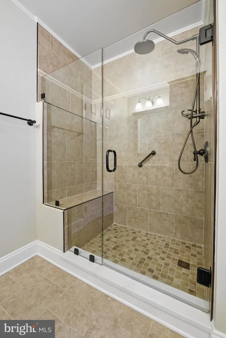 797 BRETTINGHAM COURT #706D West Chester, PA 19382