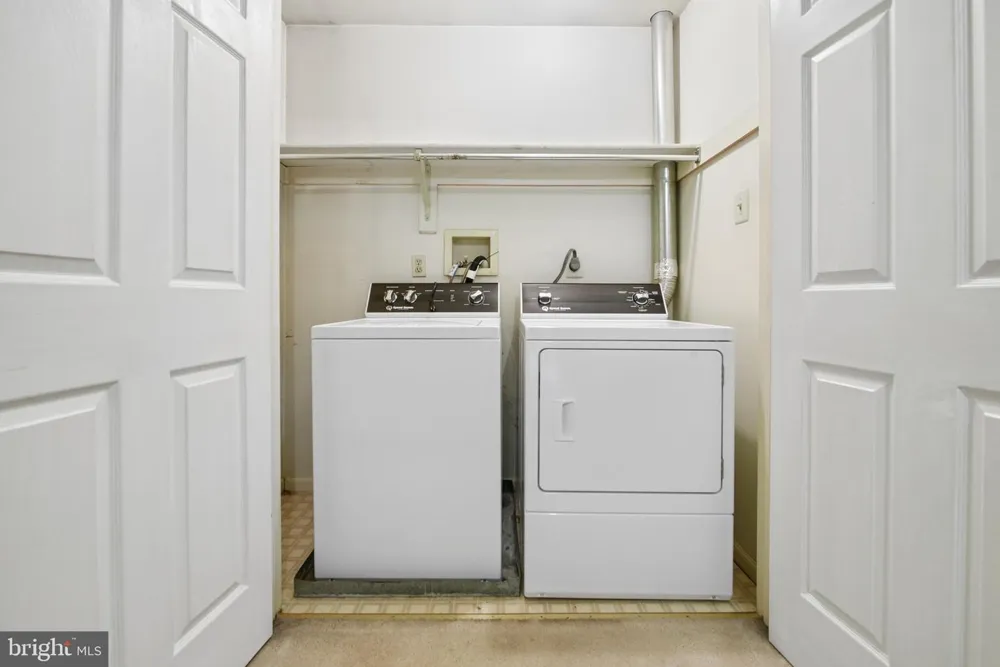 797 BRETTINGHAM COURT #706D West Chester, PA 19382