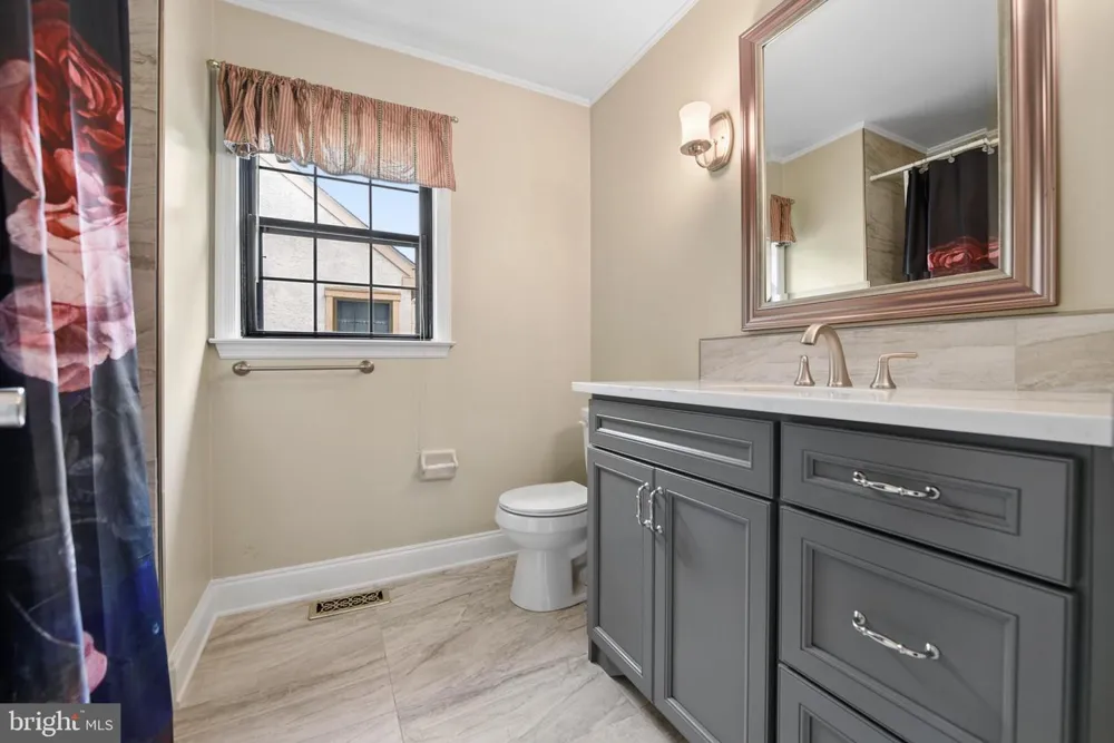 797 BRETTINGHAM COURT #706D West Chester, PA 19382