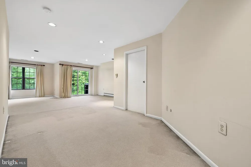 797 BRETTINGHAM COURT #706D West Chester, PA 19382