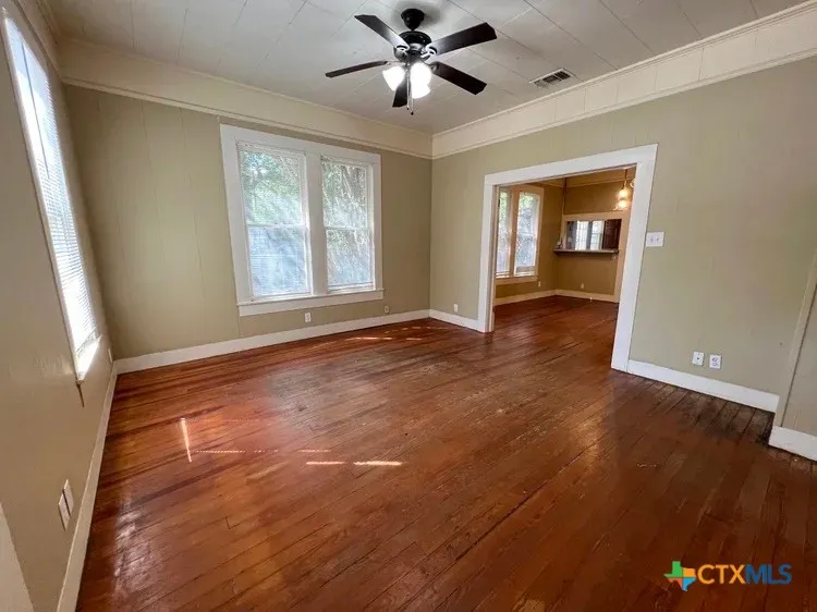416 Moore Street #416 San Marcos, TX 78666