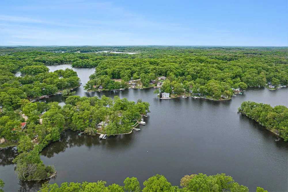westshore Drive Pinckney, MI 48169