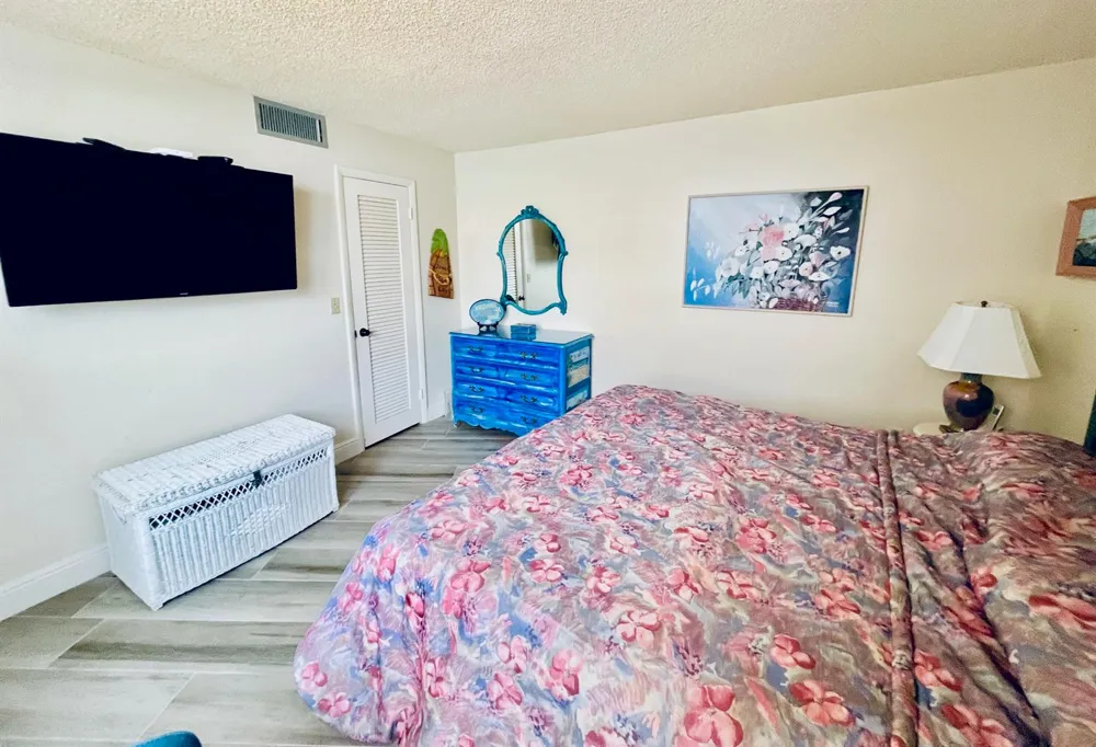 2800 Ocean Drive #A-16d Riviera Beach, FL 33404