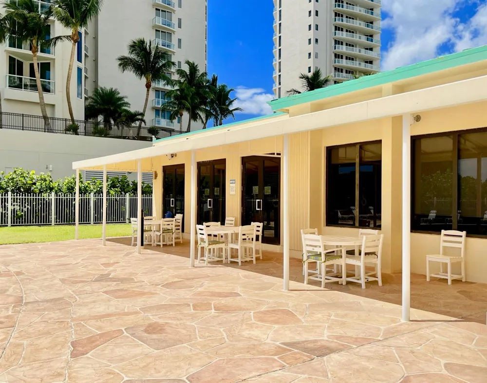 2800 Ocean Drive #A-16d Riviera Beach, FL 33404