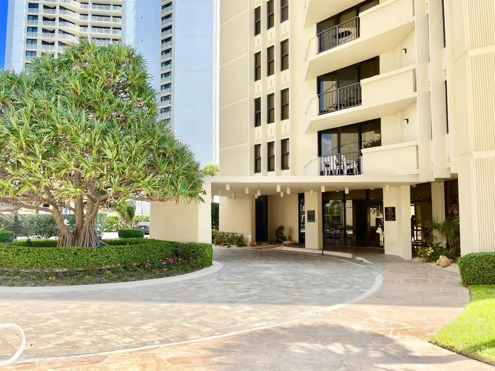 2800 Ocean Drive #A-16d Riviera Beach, FL 33404