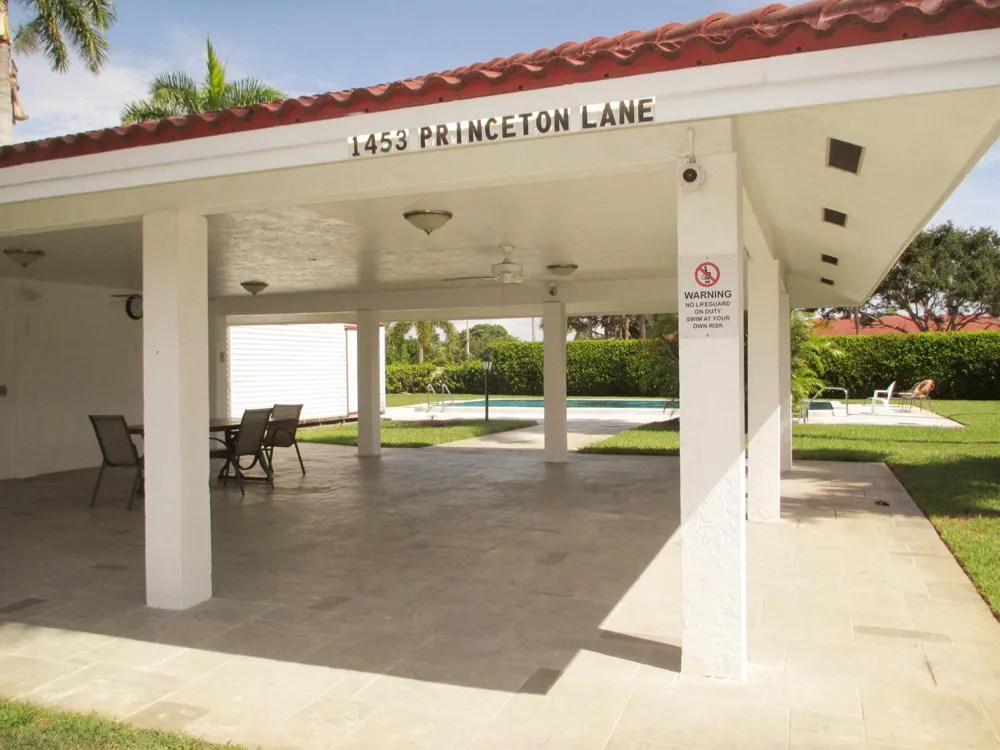 1437 PRINCETON LANE Boynton Beach, FL 33426