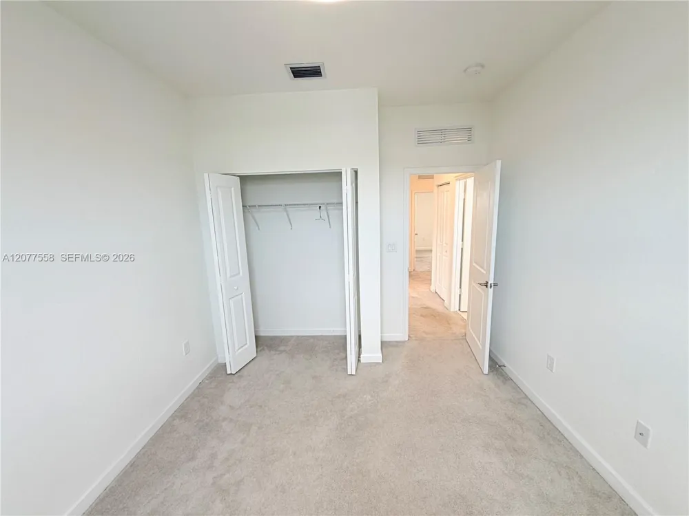 2405 NW 131st Cir Miami, FL 33167