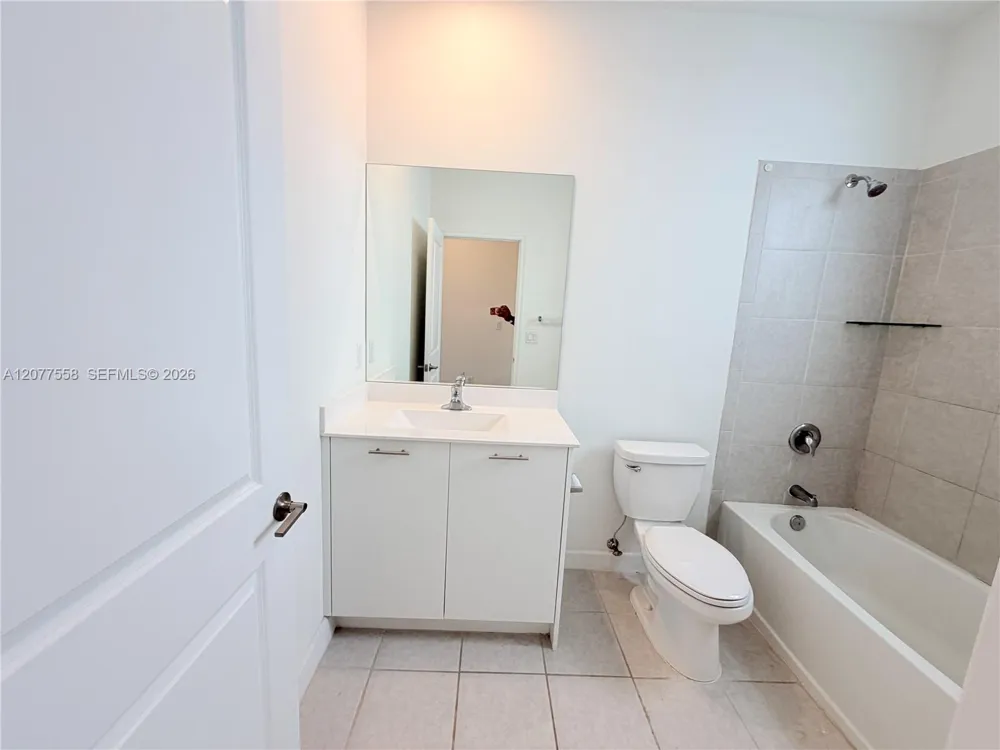 2405 NW 131st Cir Miami, FL 33167