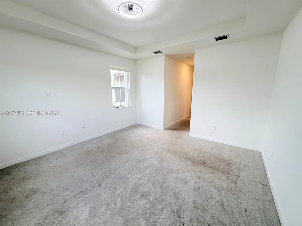 2405 NW 131st Cir Miami, FL 33167