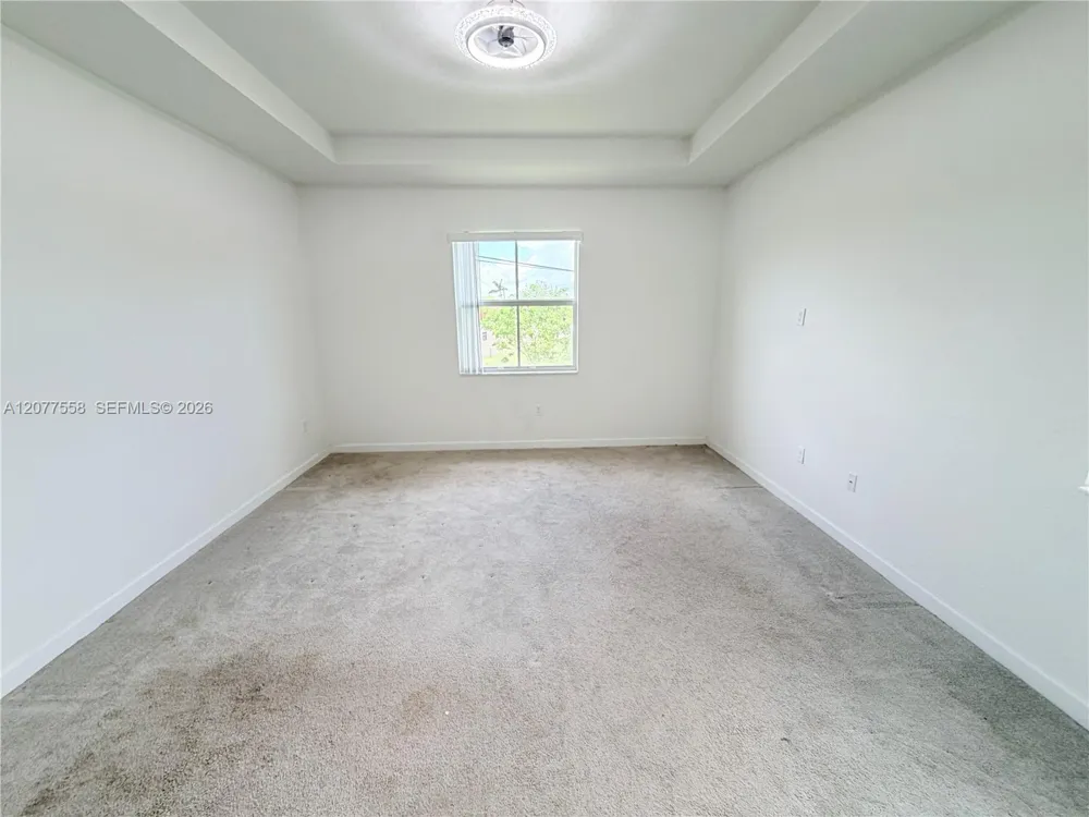 2405 NW 131st Cir Miami, FL 33167