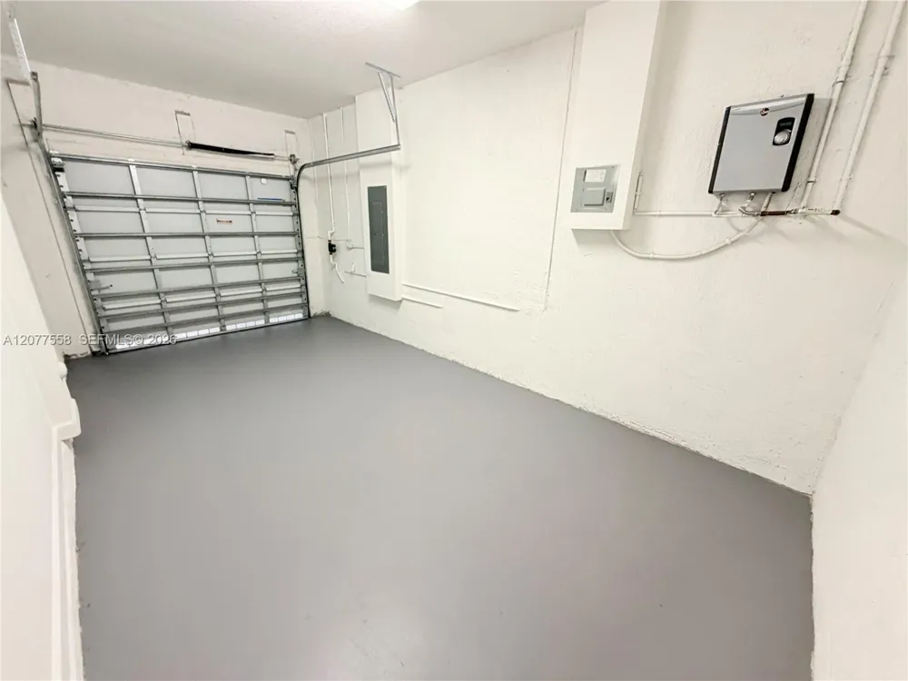 2405 NW 131st Cir Miami, FL 33167
