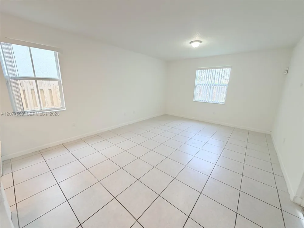 2405 NW 131st Cir Miami, FL 33167