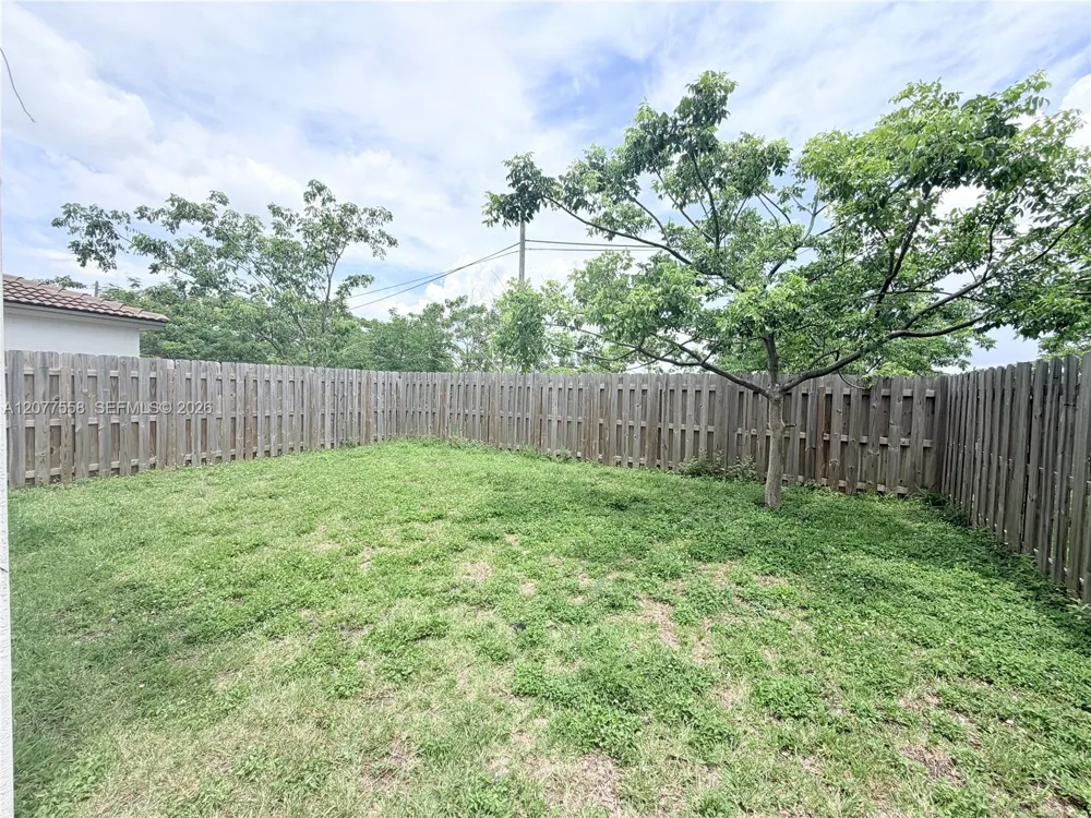 2405 NW 131st Cir Miami, FL 33167