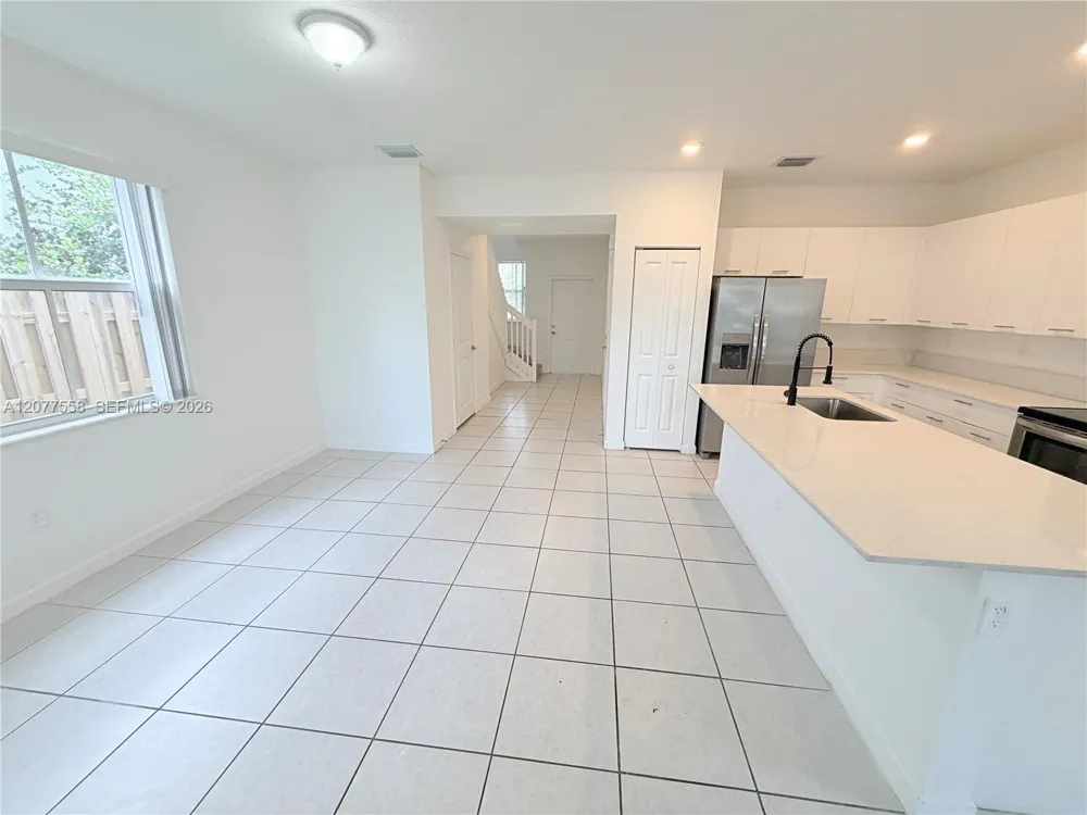 2405 NW 131st Cir Miami, FL 33167