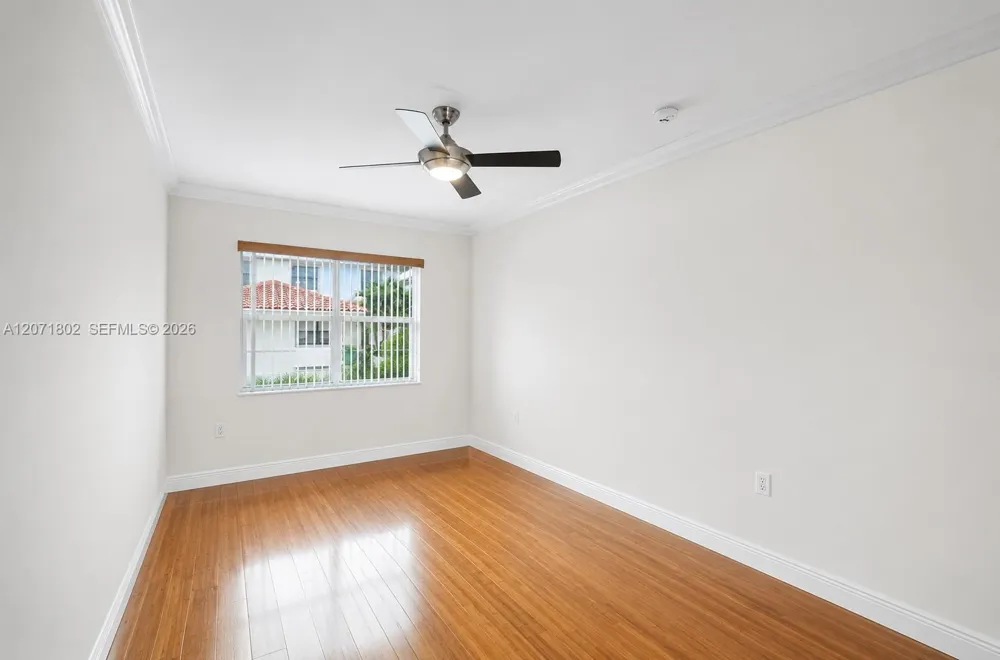 2561 W 60th Pl #102-1 Hialeah, FL 33016