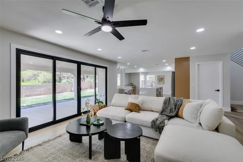 2729 Fire Water Court Las Vegas, NV 89117