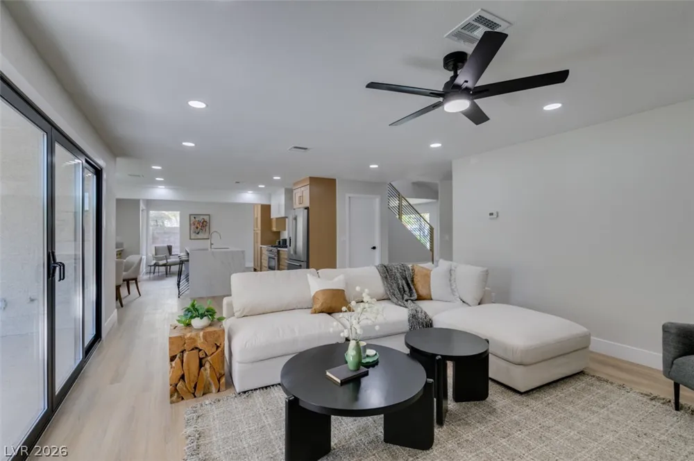 2729 Fire Water Court Las Vegas, NV 89117