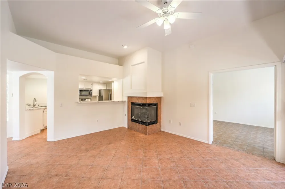7400 W Flamingo Road #2051 Las Vegas, NV 89147