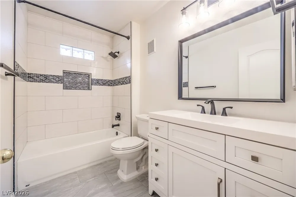 7400 W Flamingo Road #2051 Las Vegas, NV 89147