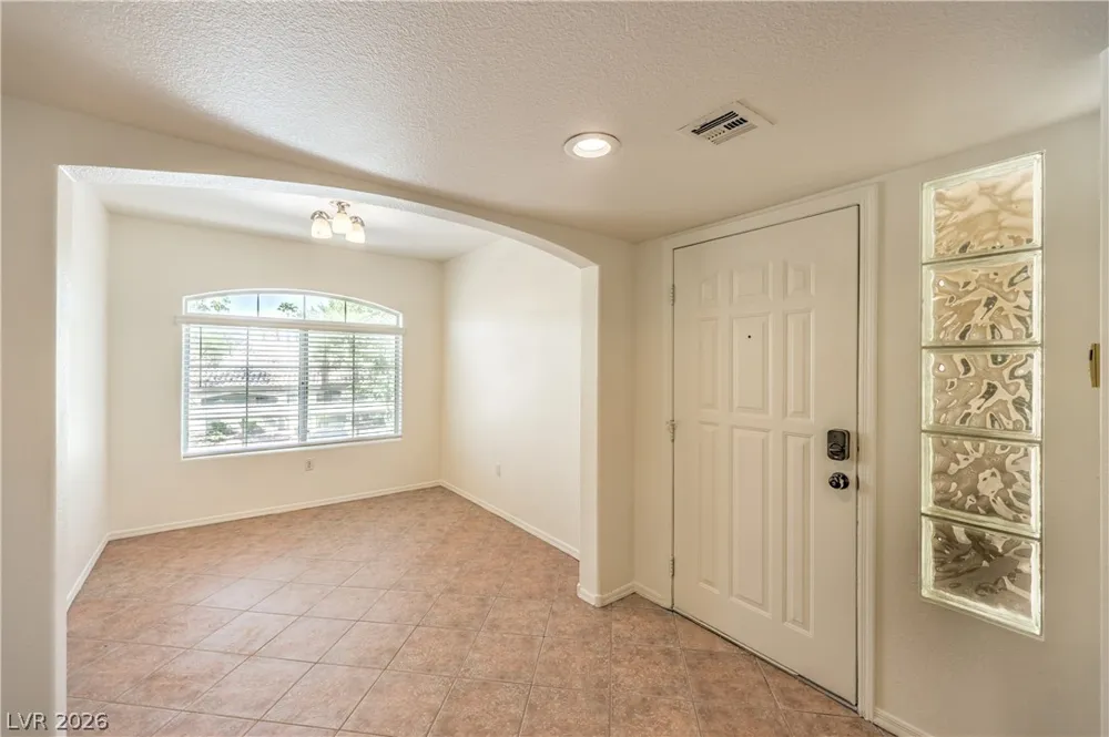 7400 W Flamingo Road #2051 Las Vegas, NV 89147