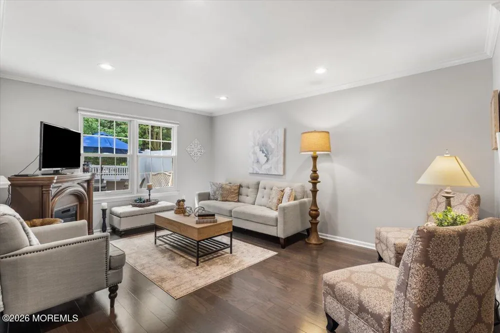 404 Timberbrooke Drive Bedminster, NJ 07921