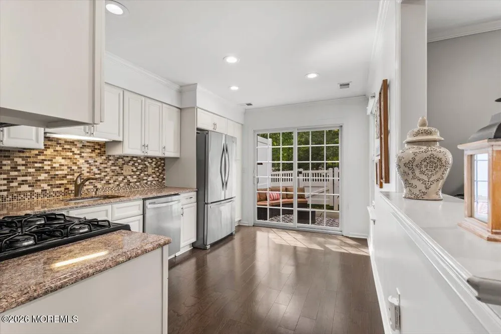 404 Timberbrooke Drive Bedminster, NJ 07921