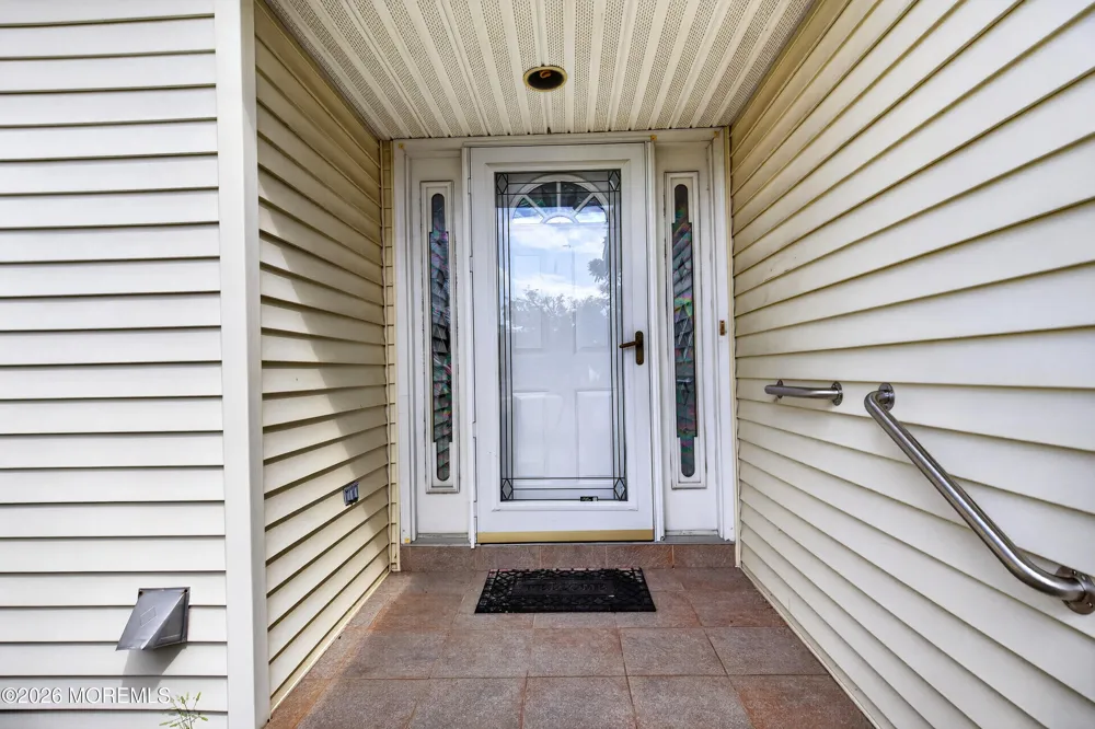 5 Cordoba Court Toms River, NJ 08757