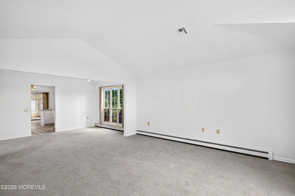 5 Cordoba Court Toms River, NJ 08757