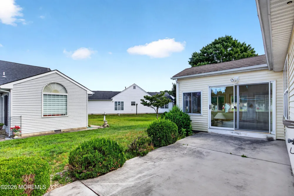 5 Cordoba Court Toms River, NJ 08757