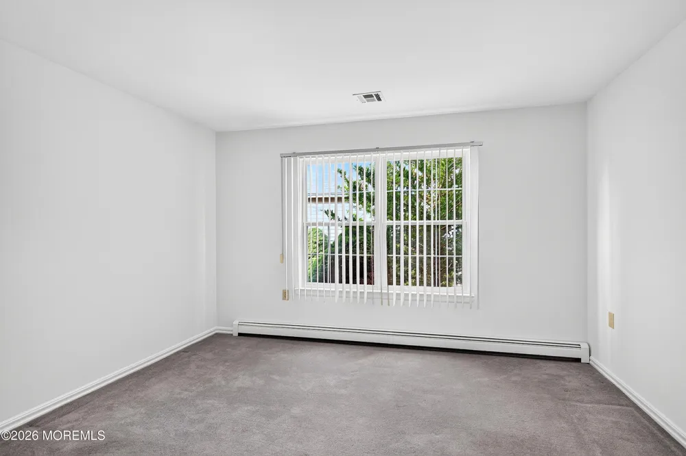 5 Cordoba Court Toms River, NJ 08757