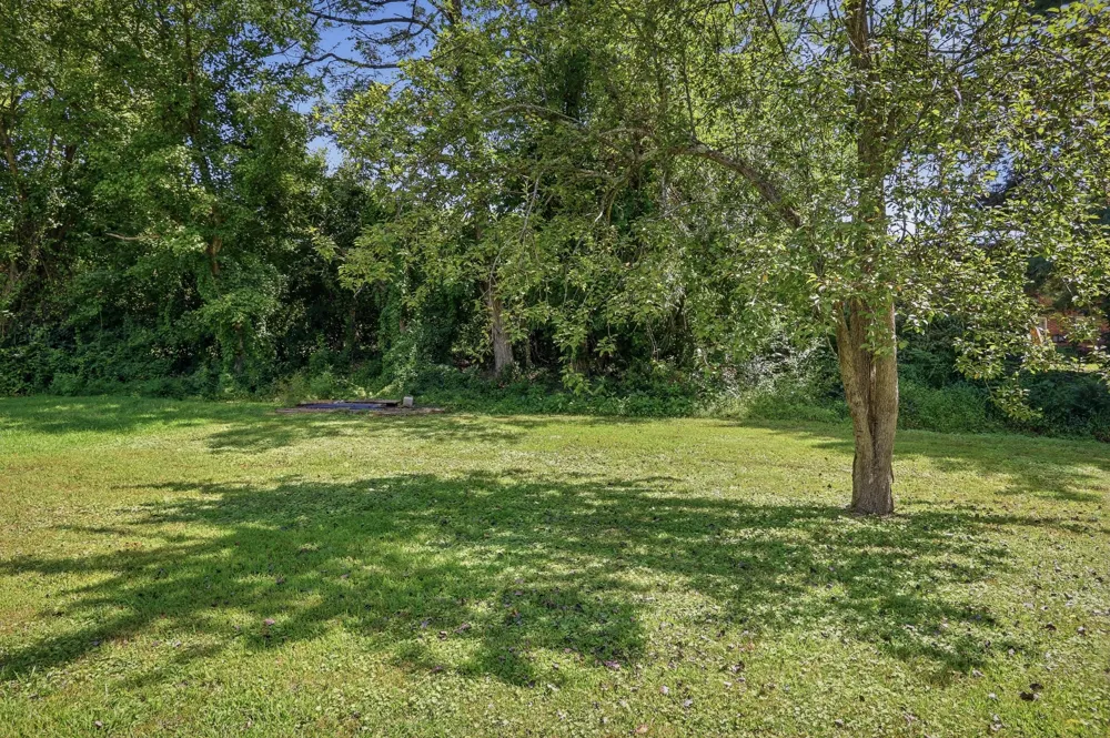 1805 N Whitney Ave Cookeville, TN 38501