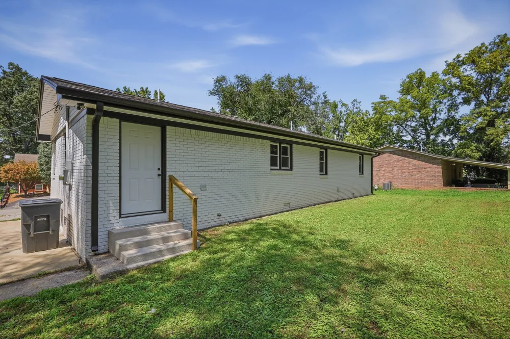 1805 N Whitney Ave Cookeville, TN 38501