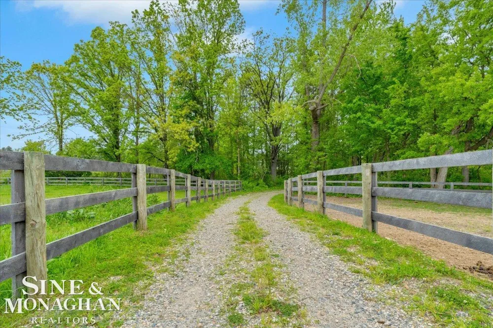 270 Rochester Road Addison Township, MI 48367